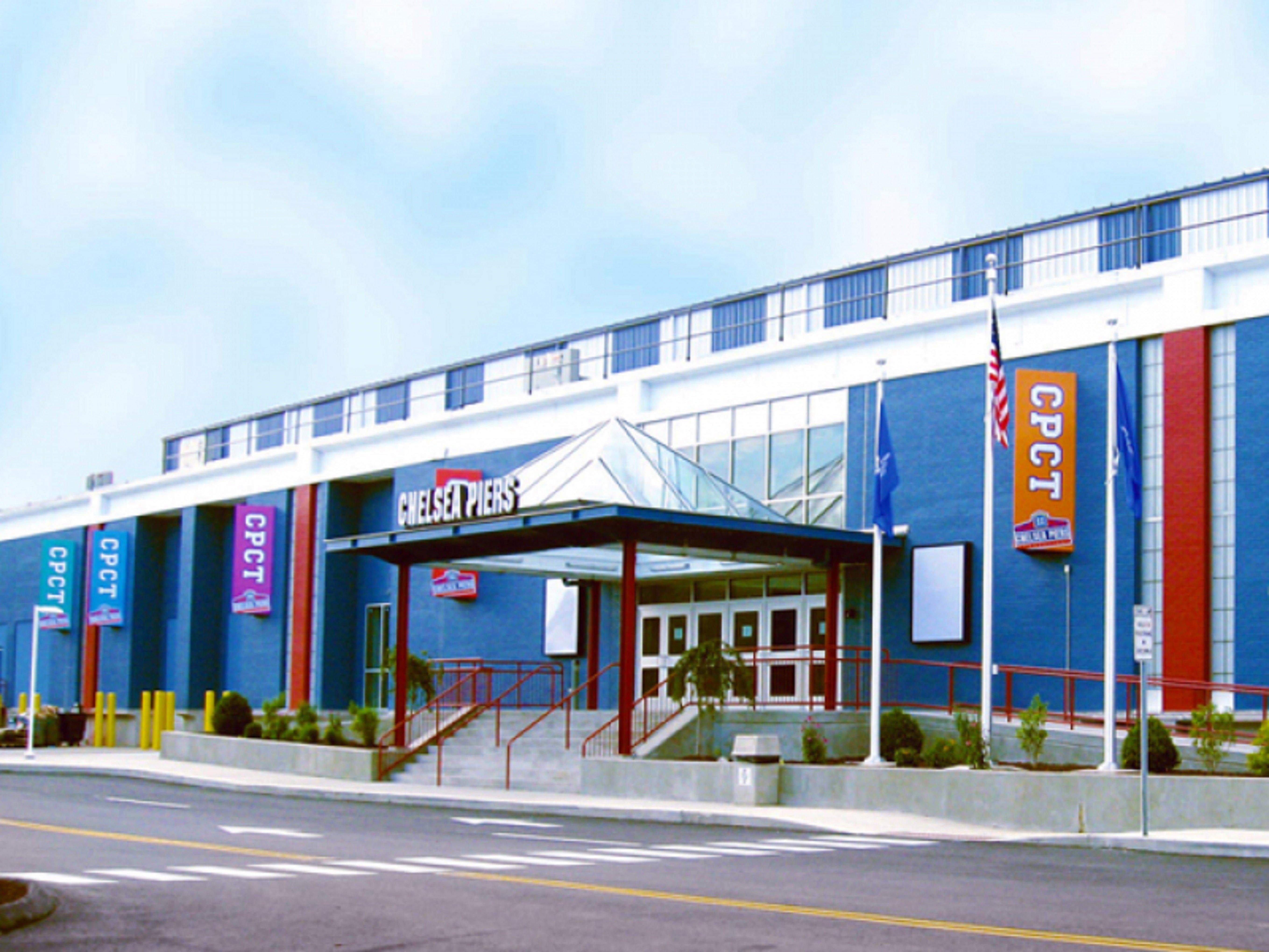Holiday Inn Express Stamford, An Ihg Hotel Exterior photo
