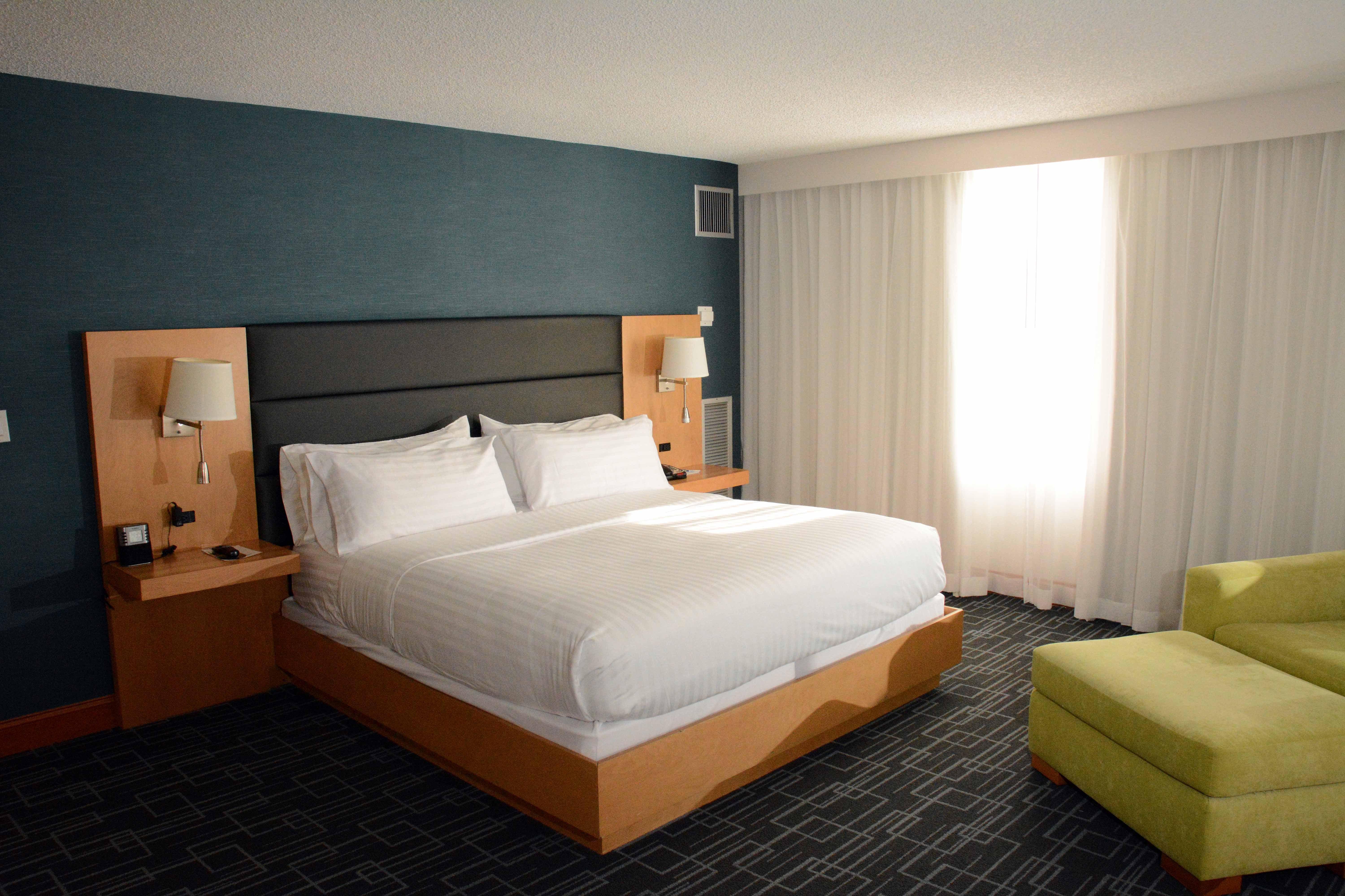 Holiday Inn Express Stamford, An Ihg Hotel Exterior photo
